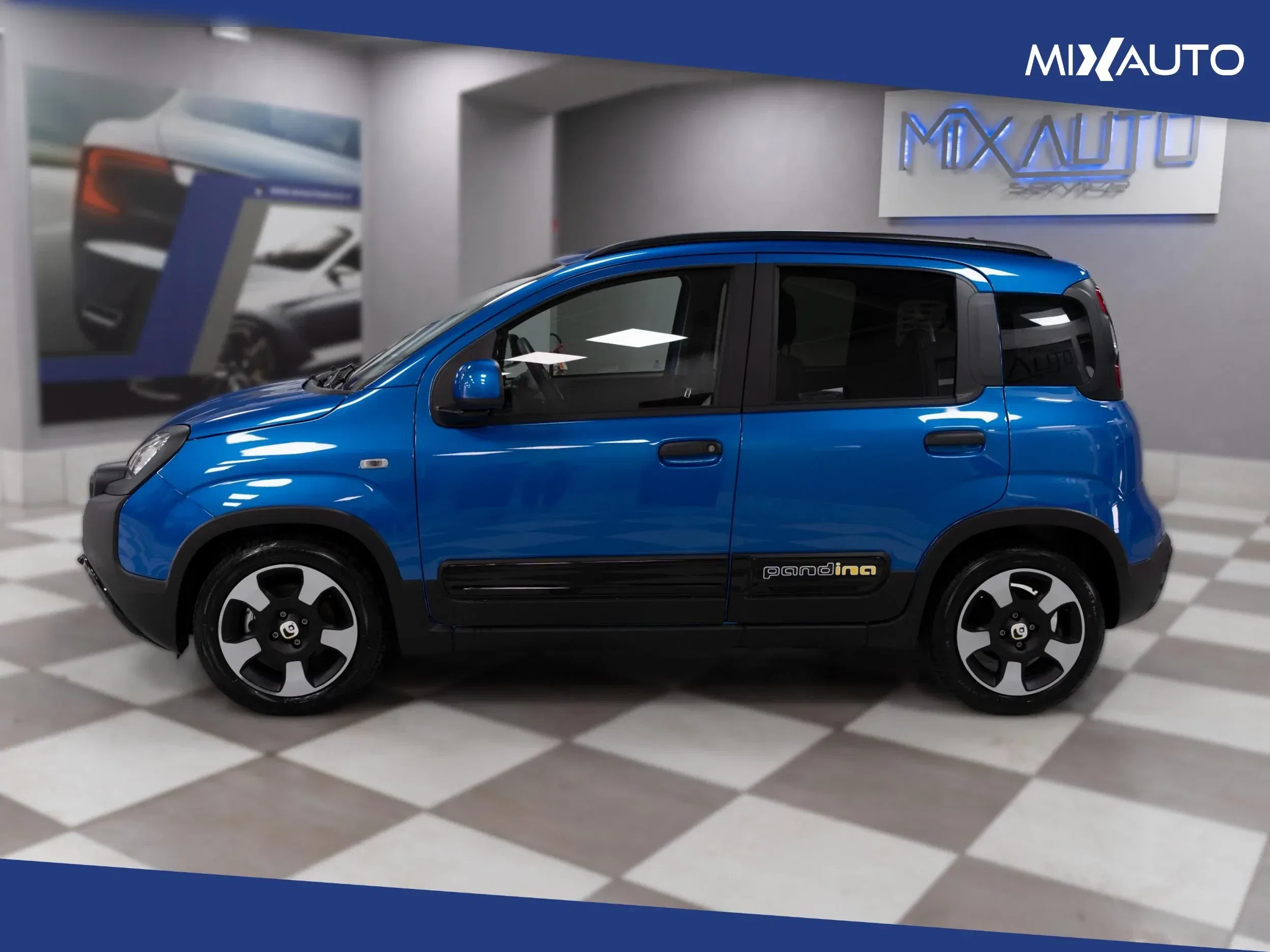Fiat Panda Pandina Cross 1.0 Firefly Hybrid S&S 70CV foto 3