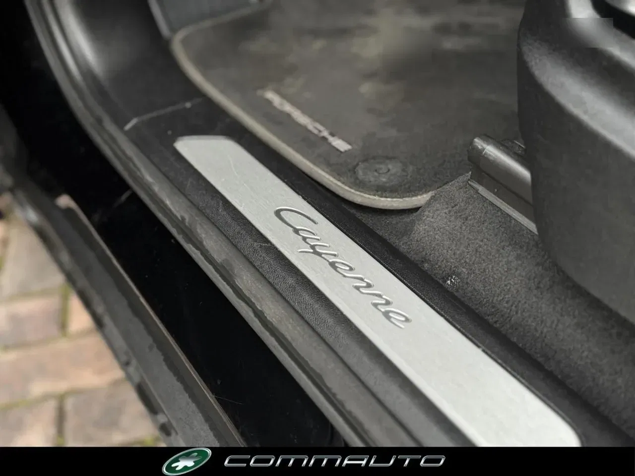 Porsche Cayenne Coupé 3.0 V6 foto 12