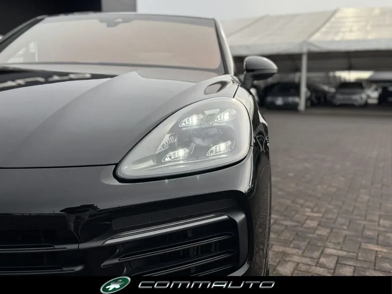 Porsche Cayenne Coupé 3.0 V6 foto 8