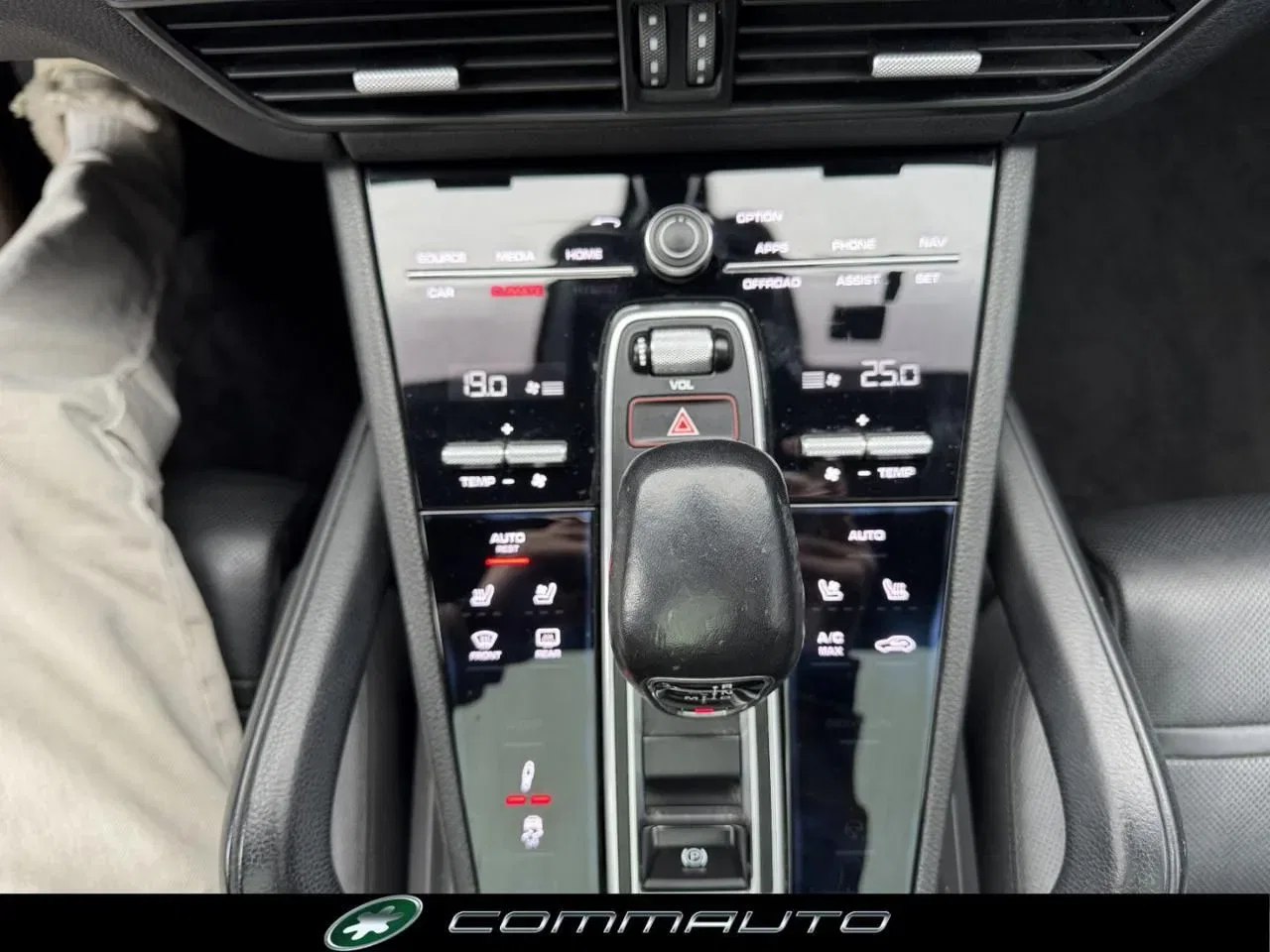 Porsche Cayenne Coupé 3.0 V6 foto 25