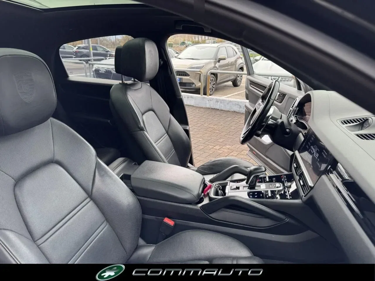 Porsche Cayenne Coupé 3.0 V6 foto 33