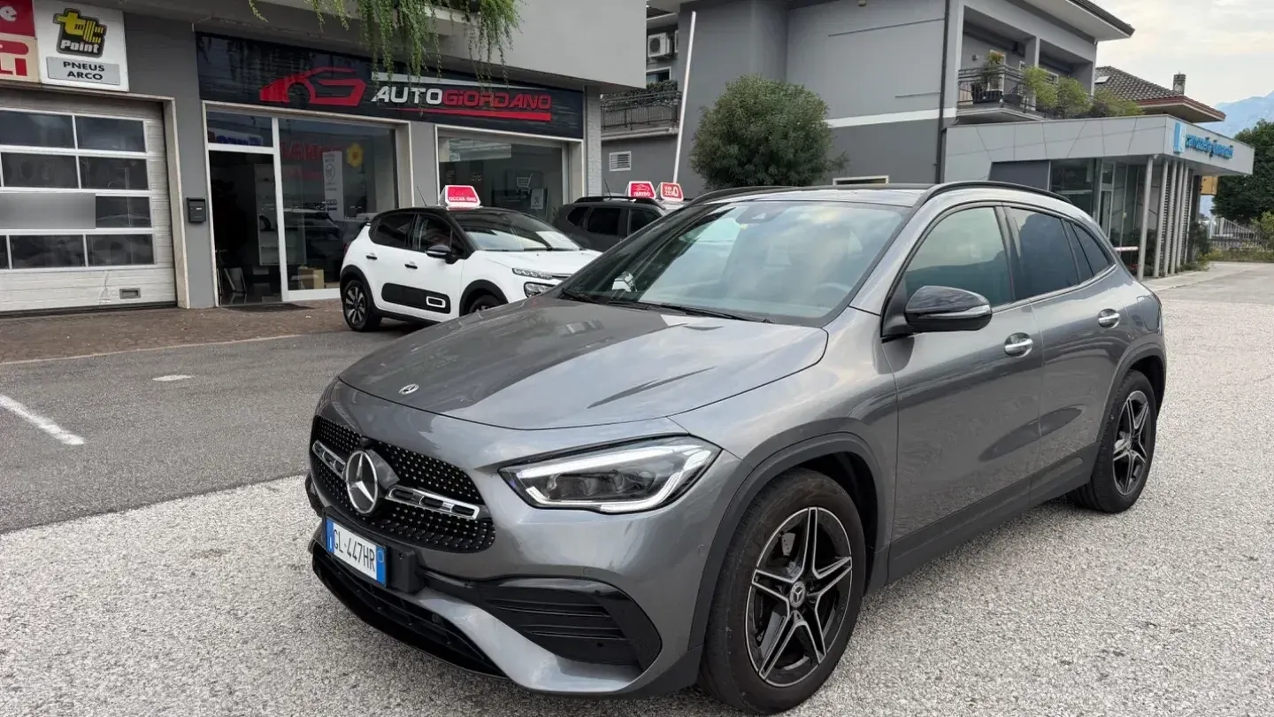 Mercedes-Benz GLA 200 d Automatic 4Matic Premium