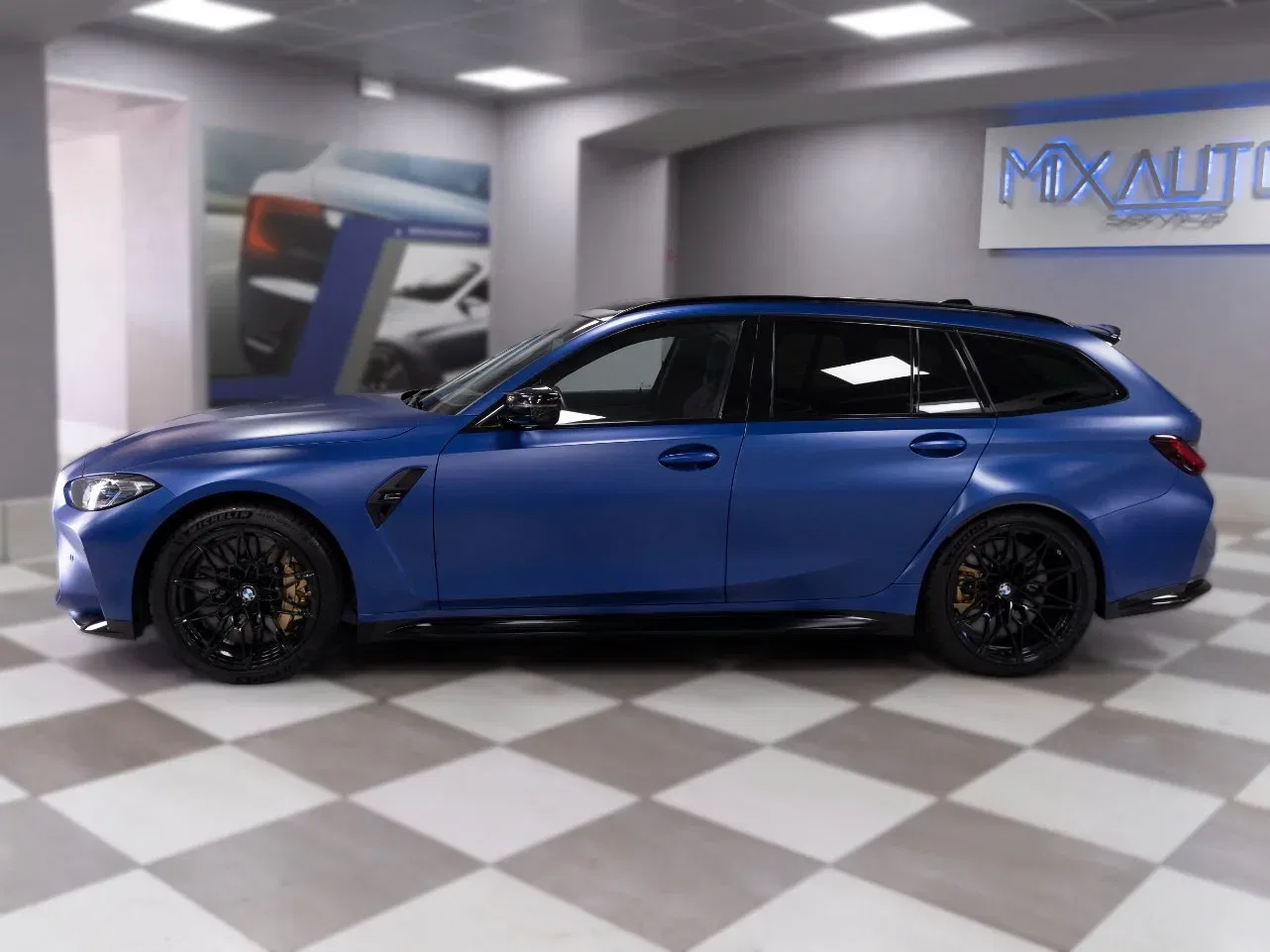 BMW M3 Touring 3.0 Carbo-Ceramica Competition M xDrive Auto foto 3