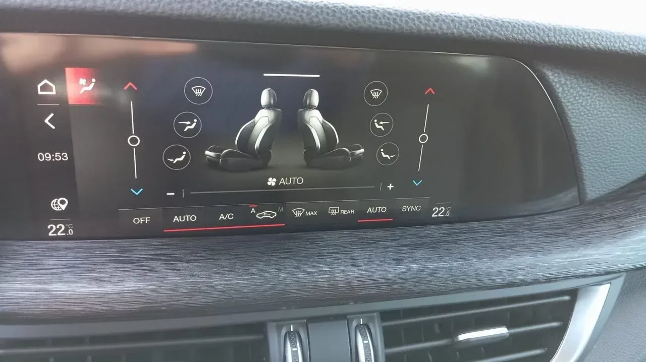 Alfa Romeo Stelvio *PROMO* 2.2 Turbodiesel 160 CV AT8 RWD Sprint foto 35