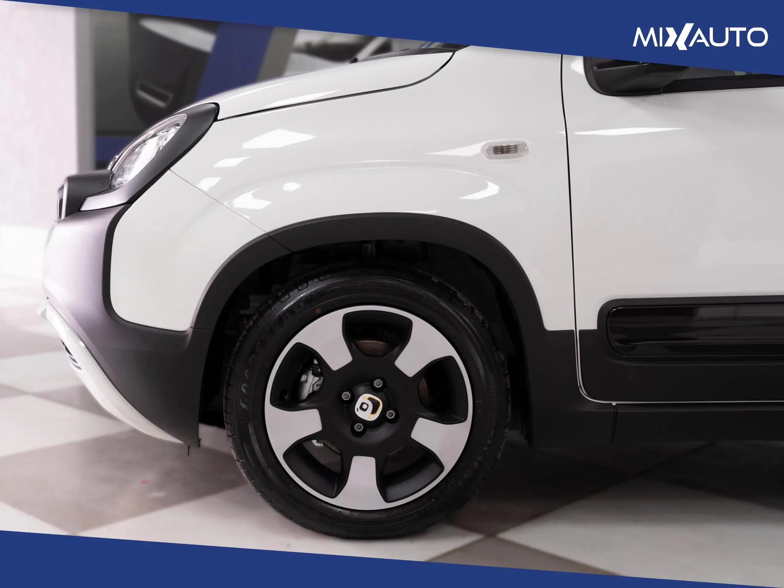 Fiat Panda Pandina Cross 1.0 Firefly Hybrid S&S 70CV foto 8