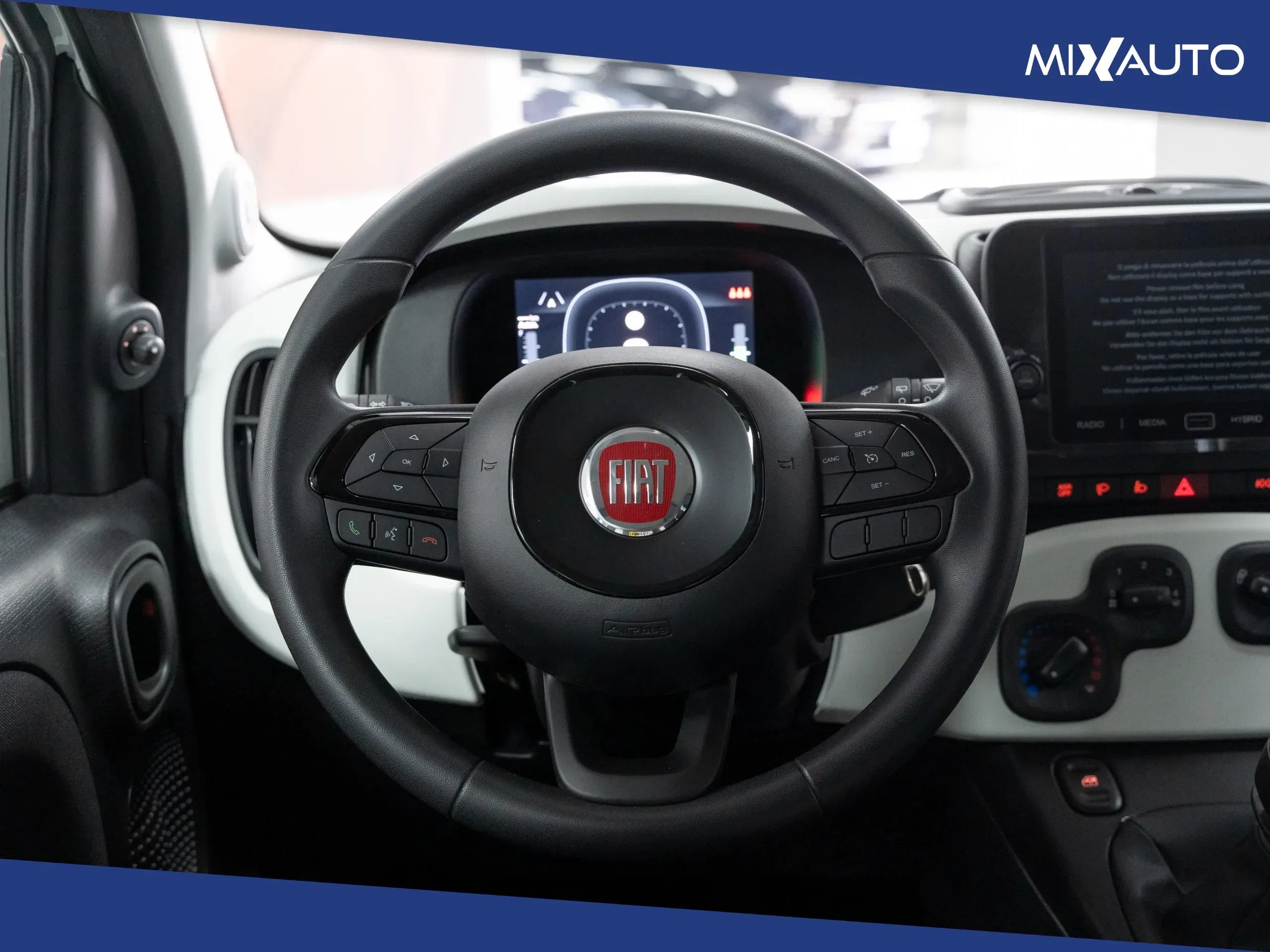 Fiat Panda Pandina Cross 1.0 Firefly Hybrid S&S 70CV foto 12
