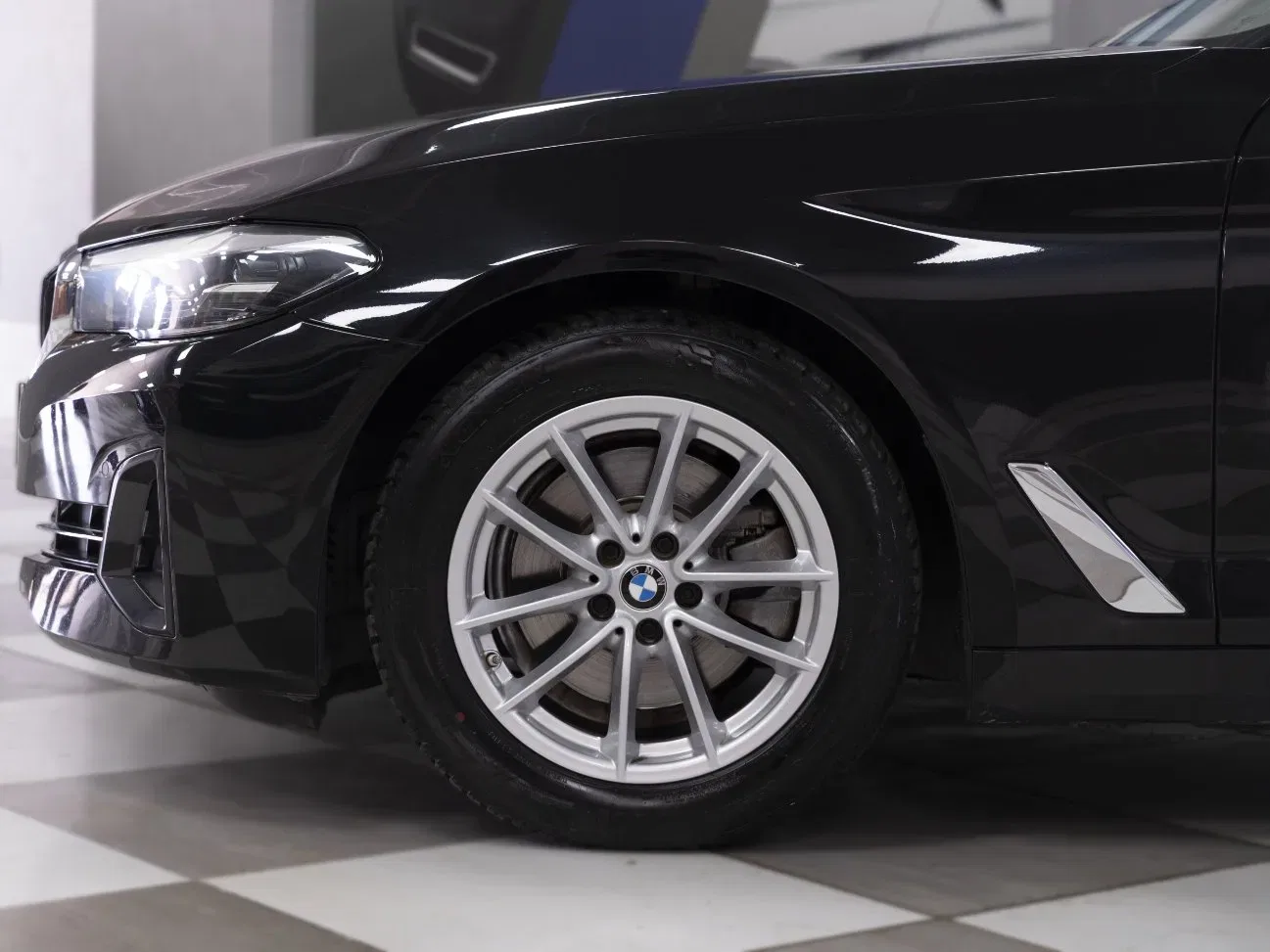 BMW 520 d MHEV 48V Business Auto foto 8