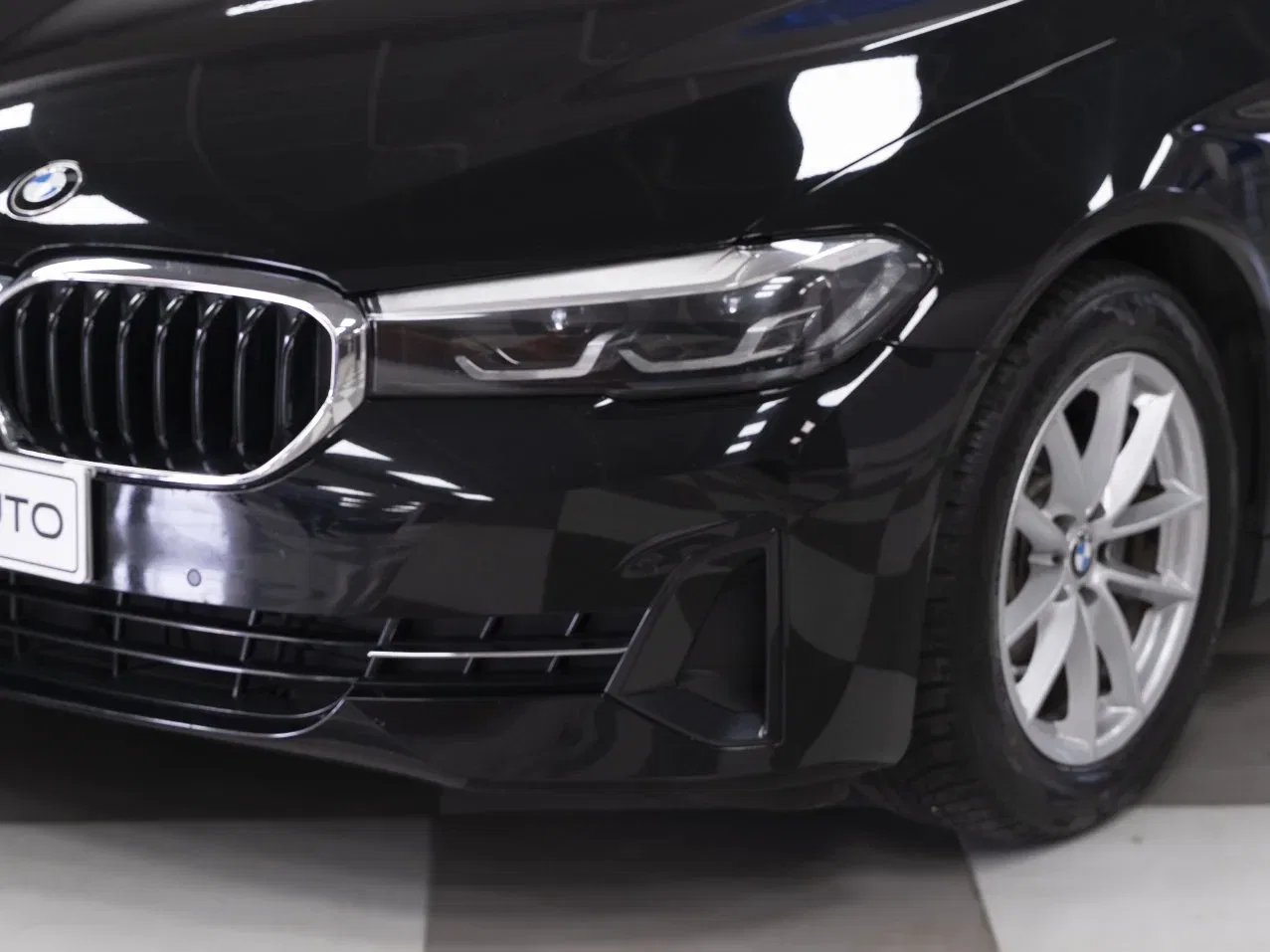 BMW 520 d MHEV 48V Business Auto foto 9