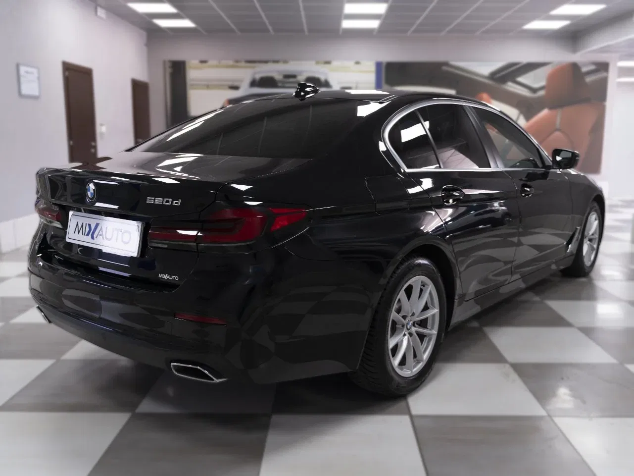 BMW 520 d MHEV 48V Business Auto foto 5