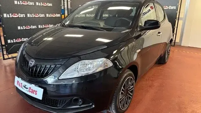 Lancia Ypsilon 1.0 FireFly 5p. S&S Hybrid Oro