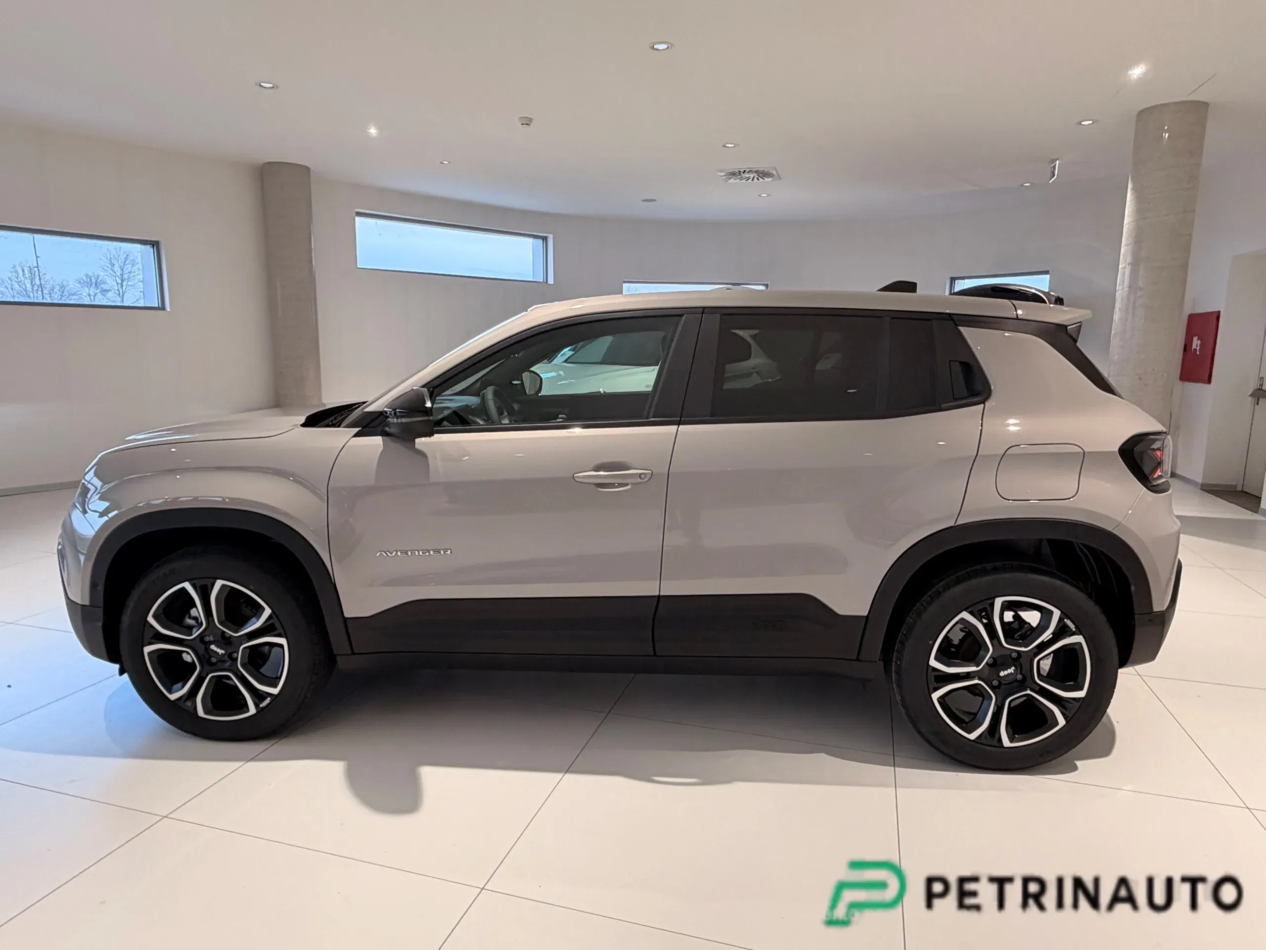 Jeep Avenger 1.2 turbo Summit fwd 100cv foto 4