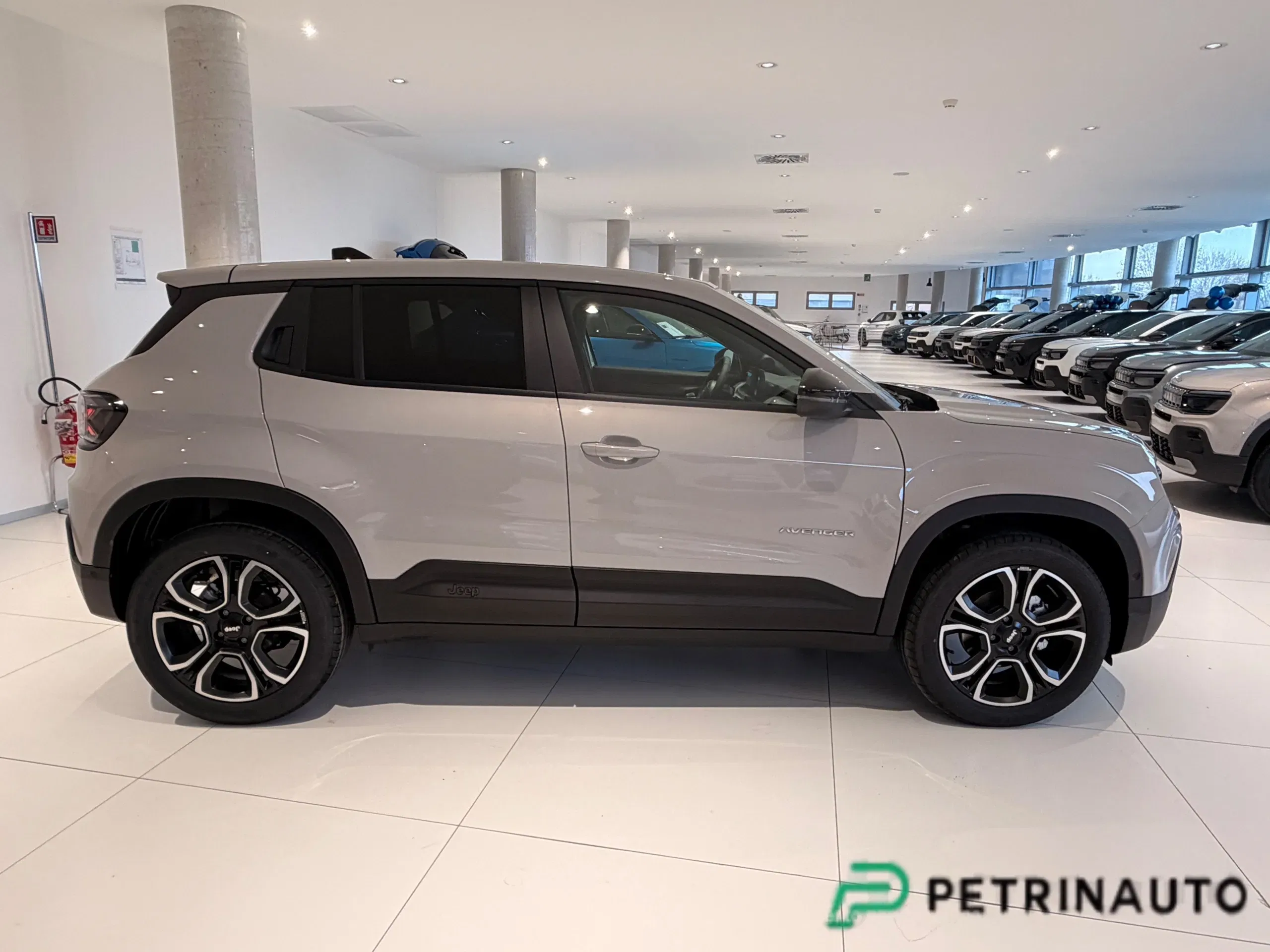 Jeep Avenger 1.2 turbo Summit fwd 100cv foto 5