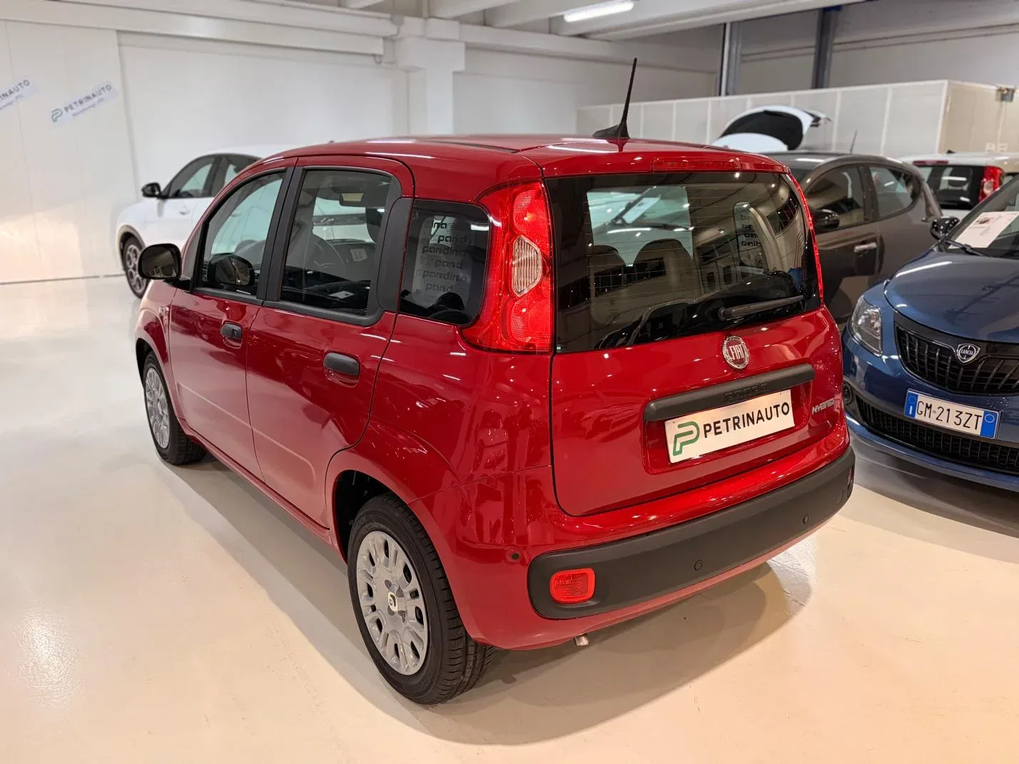 Fiat Panda 1.0 firefly hybrid Icon s&s 70cv 5p.ti Km0 foto 8