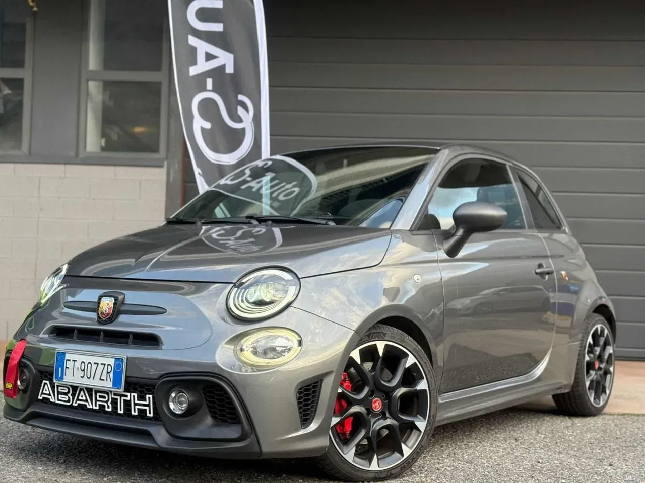Abarth 595 1.4 Turbo T-Jet 180 CV Competizione foto 2