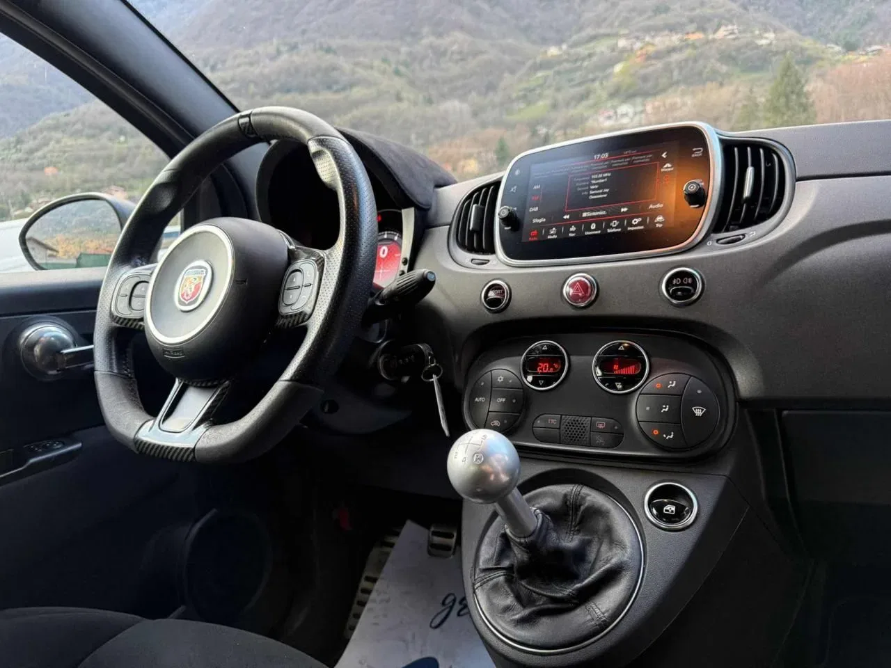 Abarth 595 1.4 Turbo T-Jet 180 CV Competizione foto 14