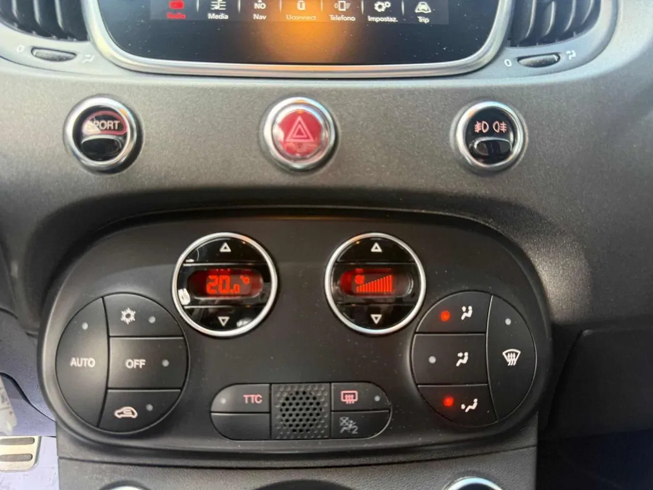 Abarth 595 1.4 Turbo T-Jet 180 CV Competizione foto 16