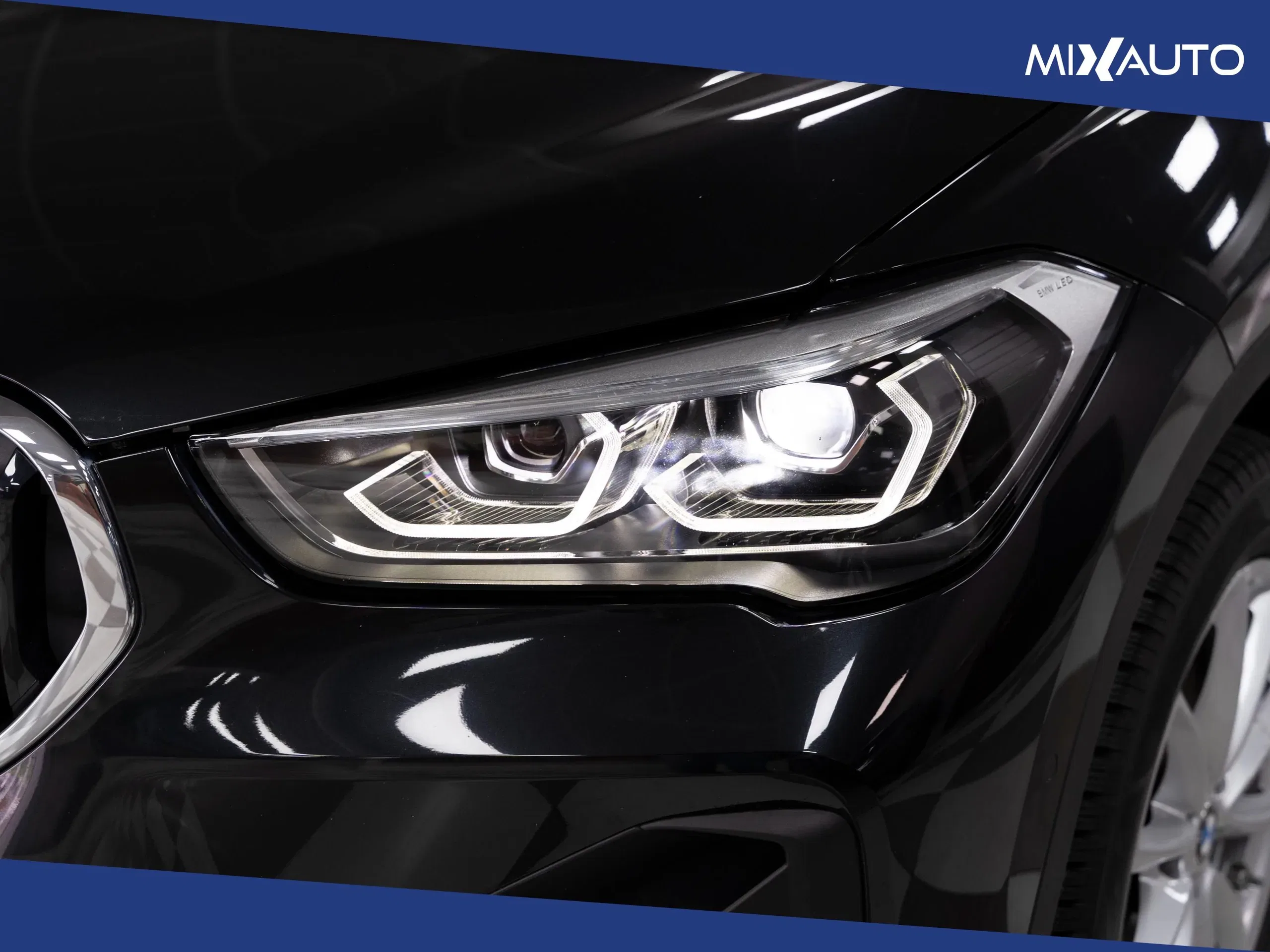 BMW X1 sDrive20i Advantage 178CV Auto foto 10