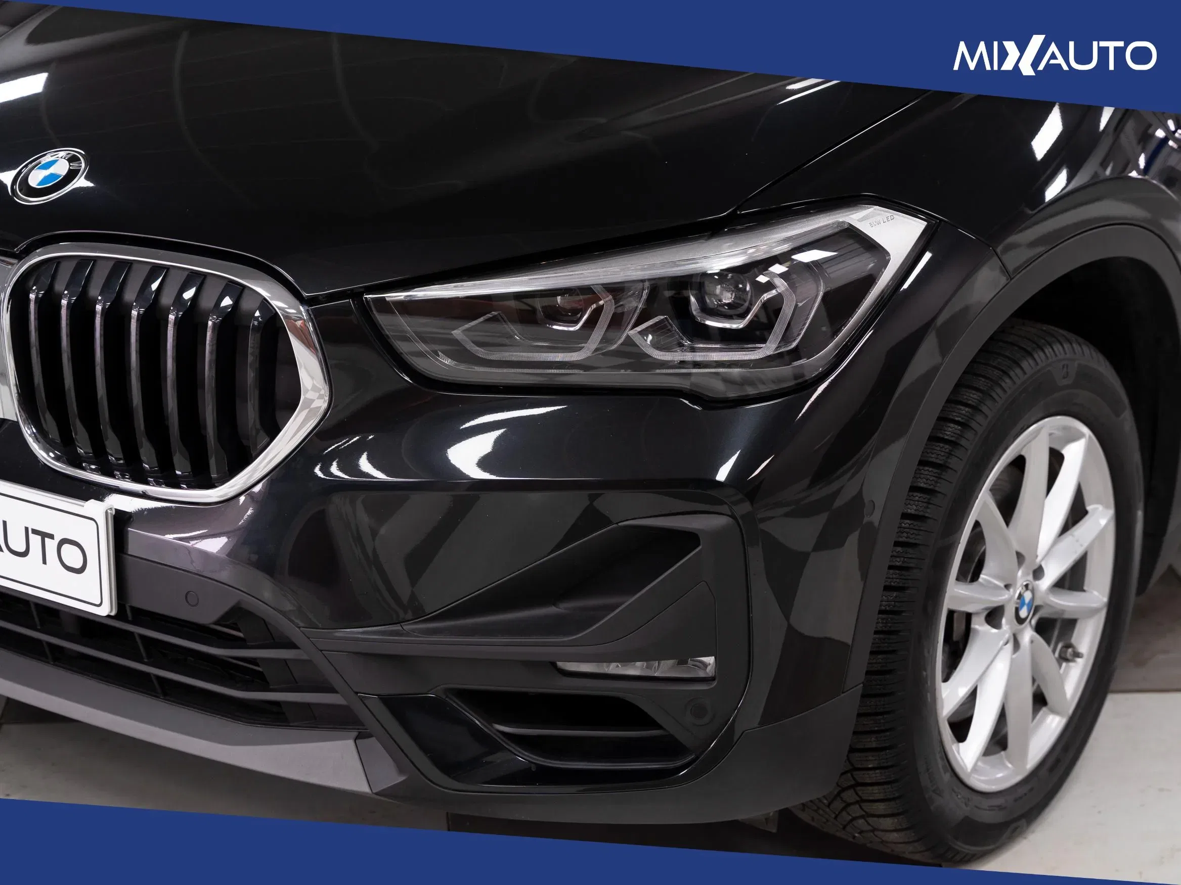 BMW X1 sDrive20i Advantage 178CV Auto foto 9