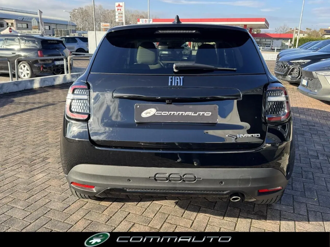 Fiat 600 Hybrid 101 CV DCT MHEV La Prima foto 5