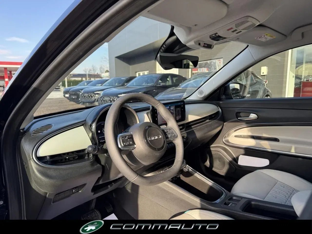 Fiat 600 Hybrid 101 CV DCT MHEV La Prima foto 9