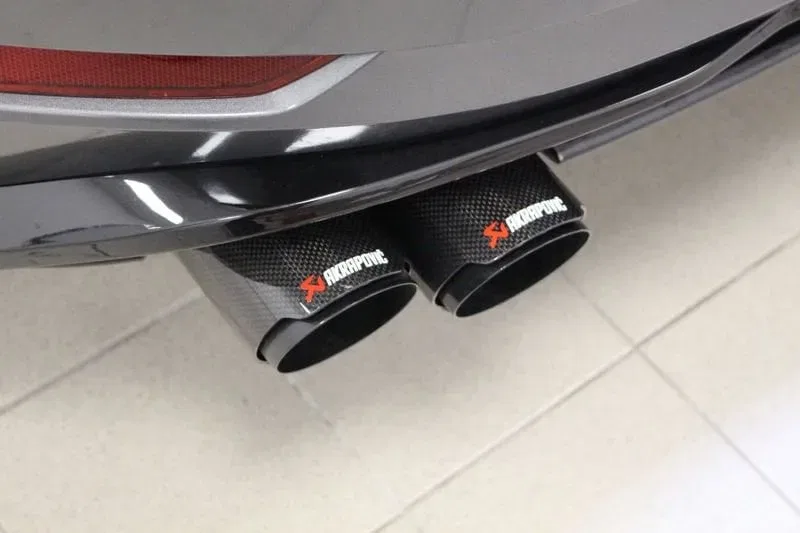 Volkswagen Golf 1.6 TDI R-Line Sport BMT Akrapovic foto 26
