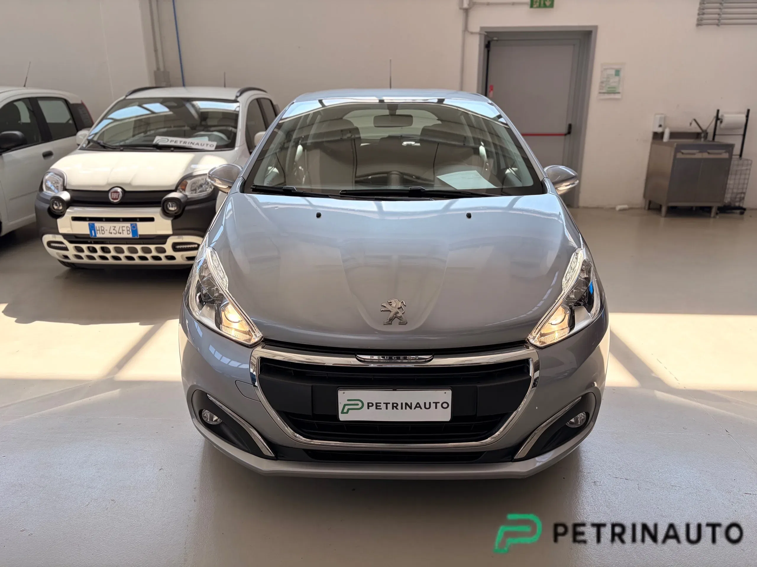 Peugeot 208 5p 1.5 bluehdi Active s&s 100cv 6m foto 2