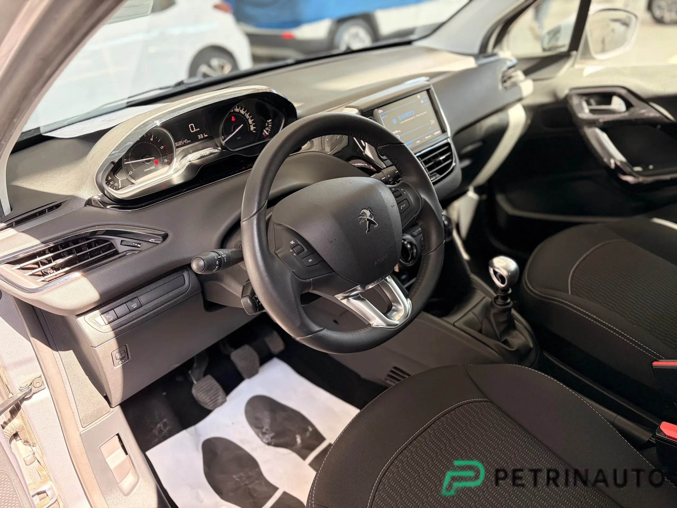 Peugeot 208 5p 1.5 bluehdi Active s&s 100cv 6m foto 10
