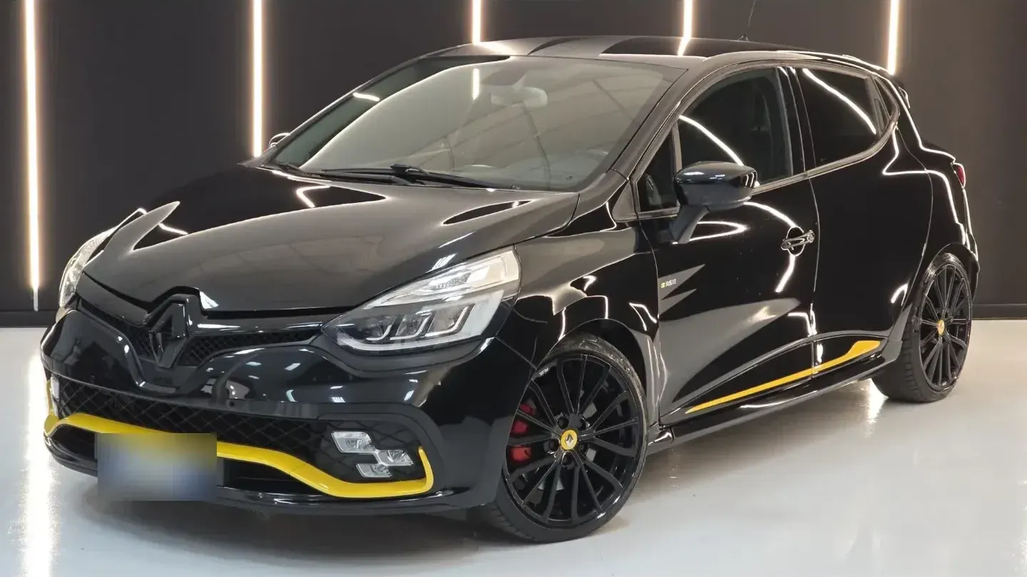 Renault Clio TCe 220 EDC 5p. Energy R.S. Trophy