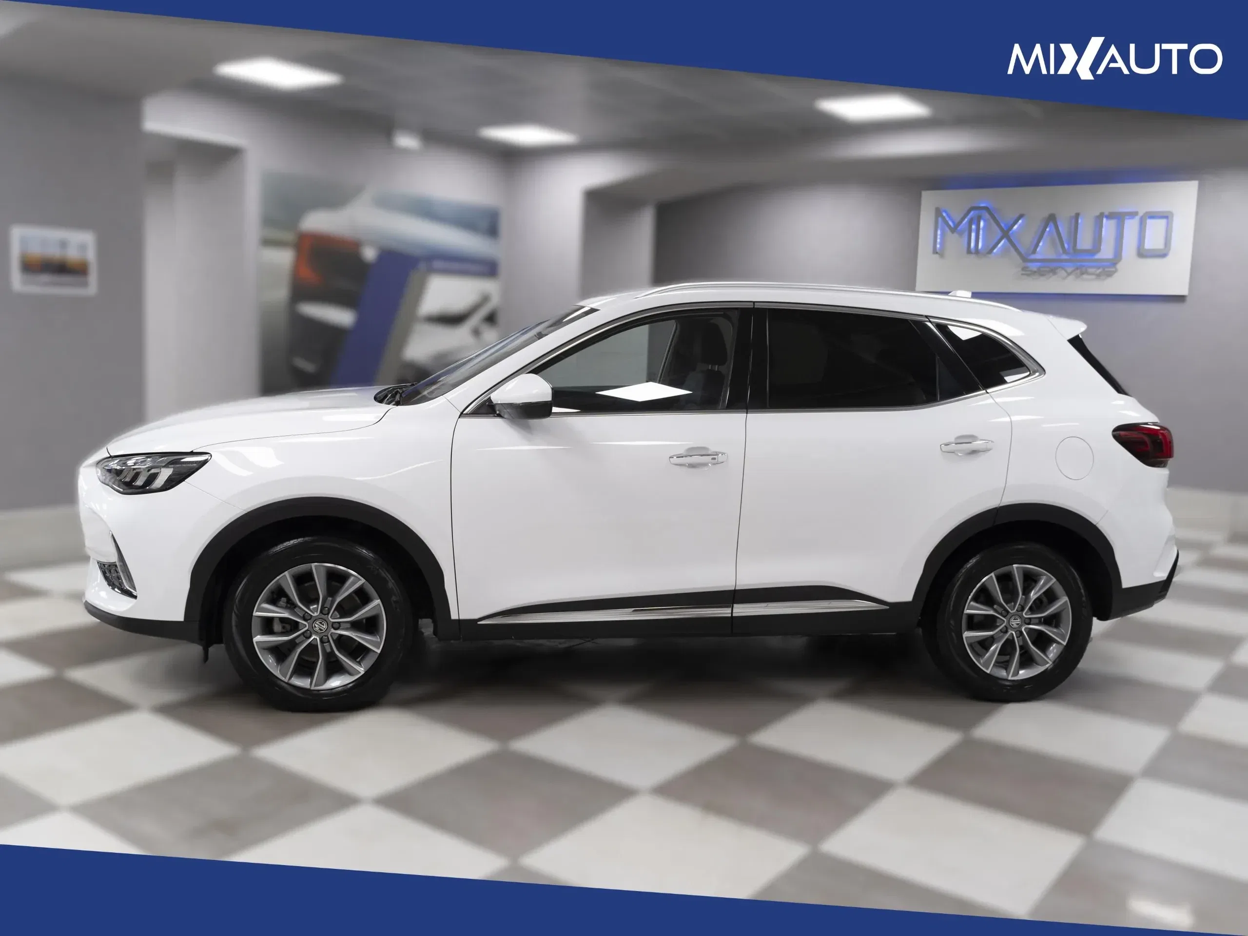 MG HS 1.5T DCT Comfort 2WD AUTO foto 3