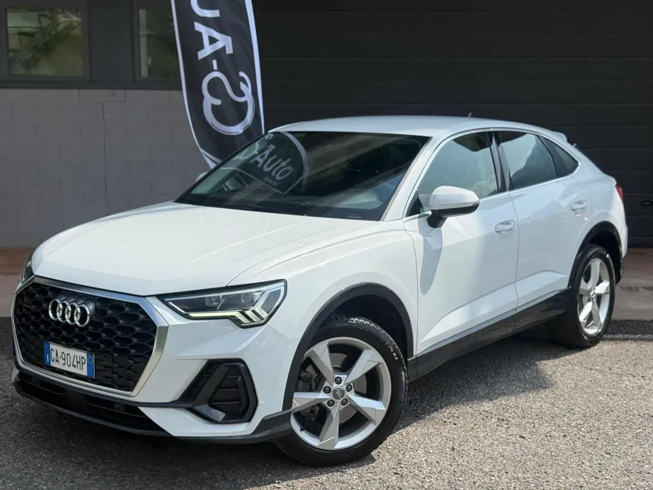 Audi Q3 40 TDI quattro S tronic Business Pluss foto 3