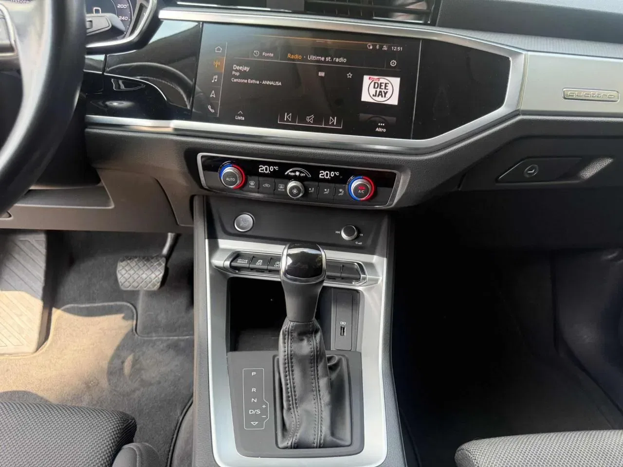 Audi Q3 40 TDI quattro S tronic Business Pluss foto 12