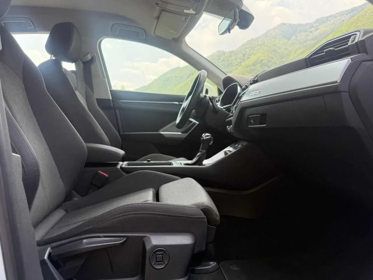 Audi Q3 40 TDI quattro S tronic Business Pluss foto 14