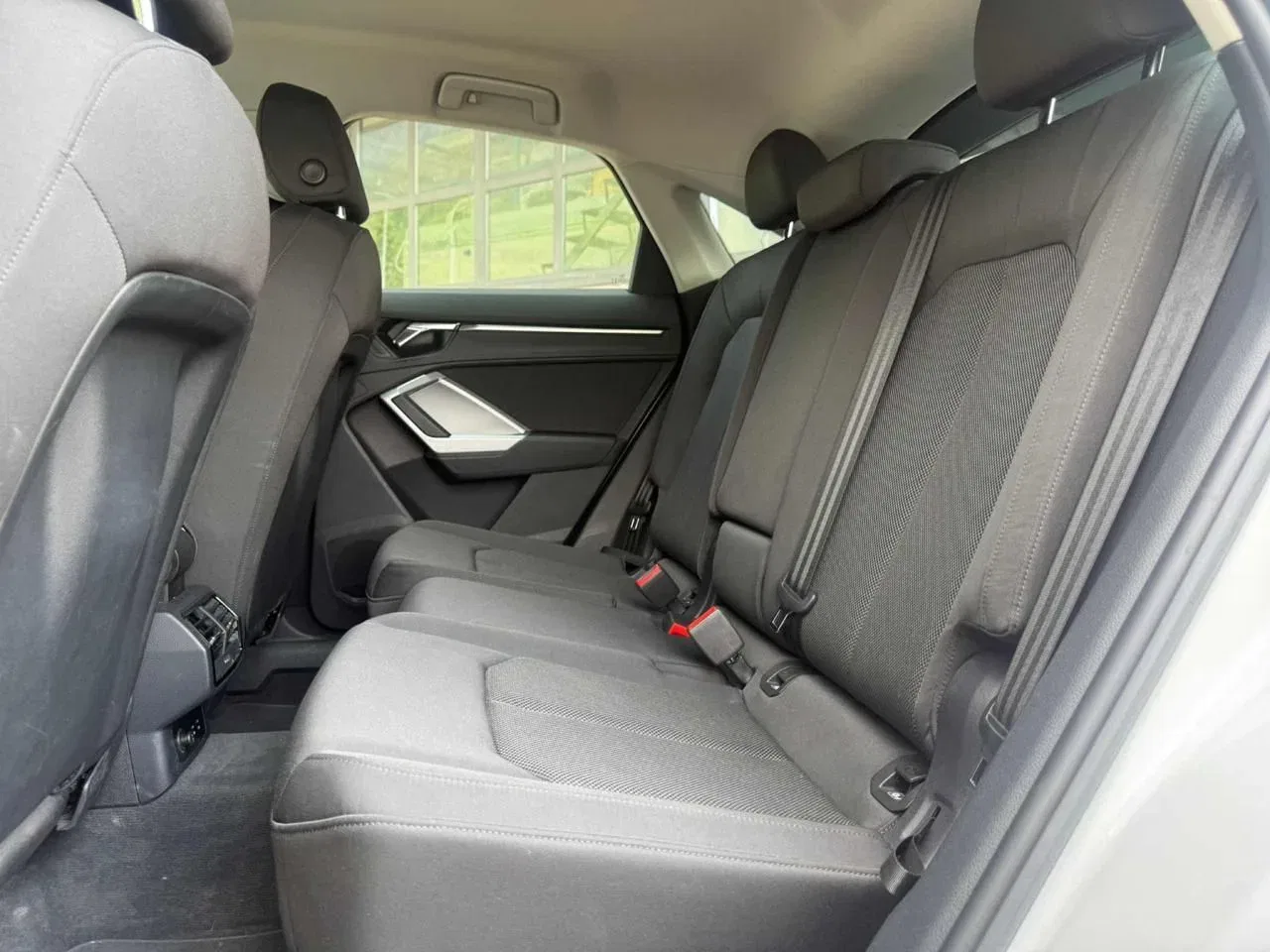 Audi Q3 40 TDI quattro S tronic Business Pluss foto 16