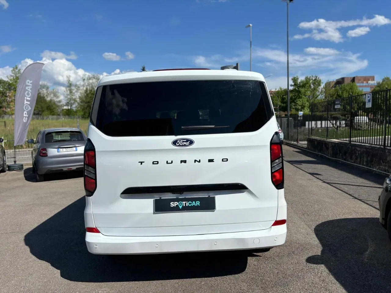 Ford Tourneo Custom *PROMO* 320 2.0 EcoBlue 136CV PL Titanium foto 5