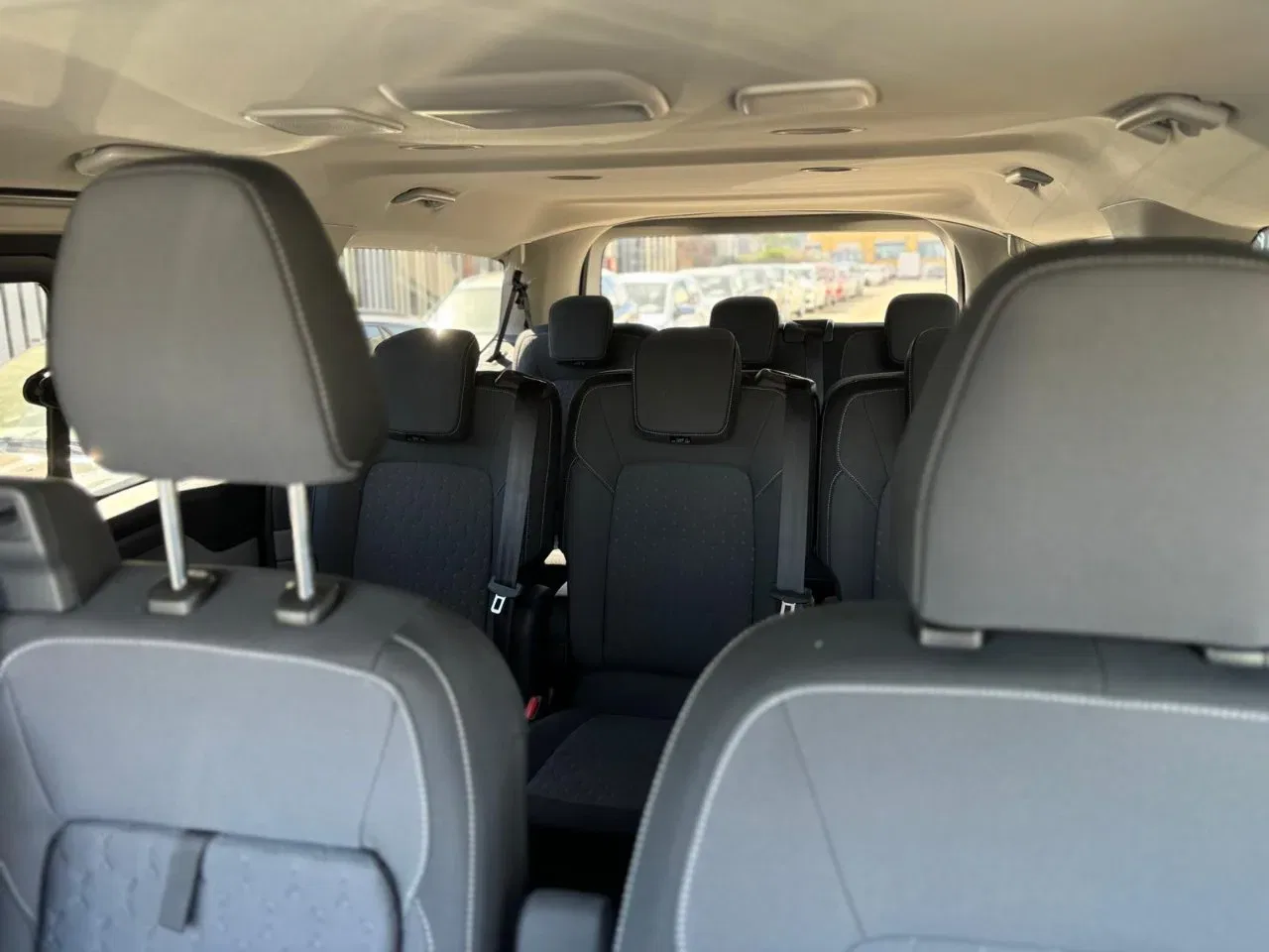 Ford Tourneo Custom *PROMO* 320 2.0 EcoBlue 136CV PL Titanium foto 17