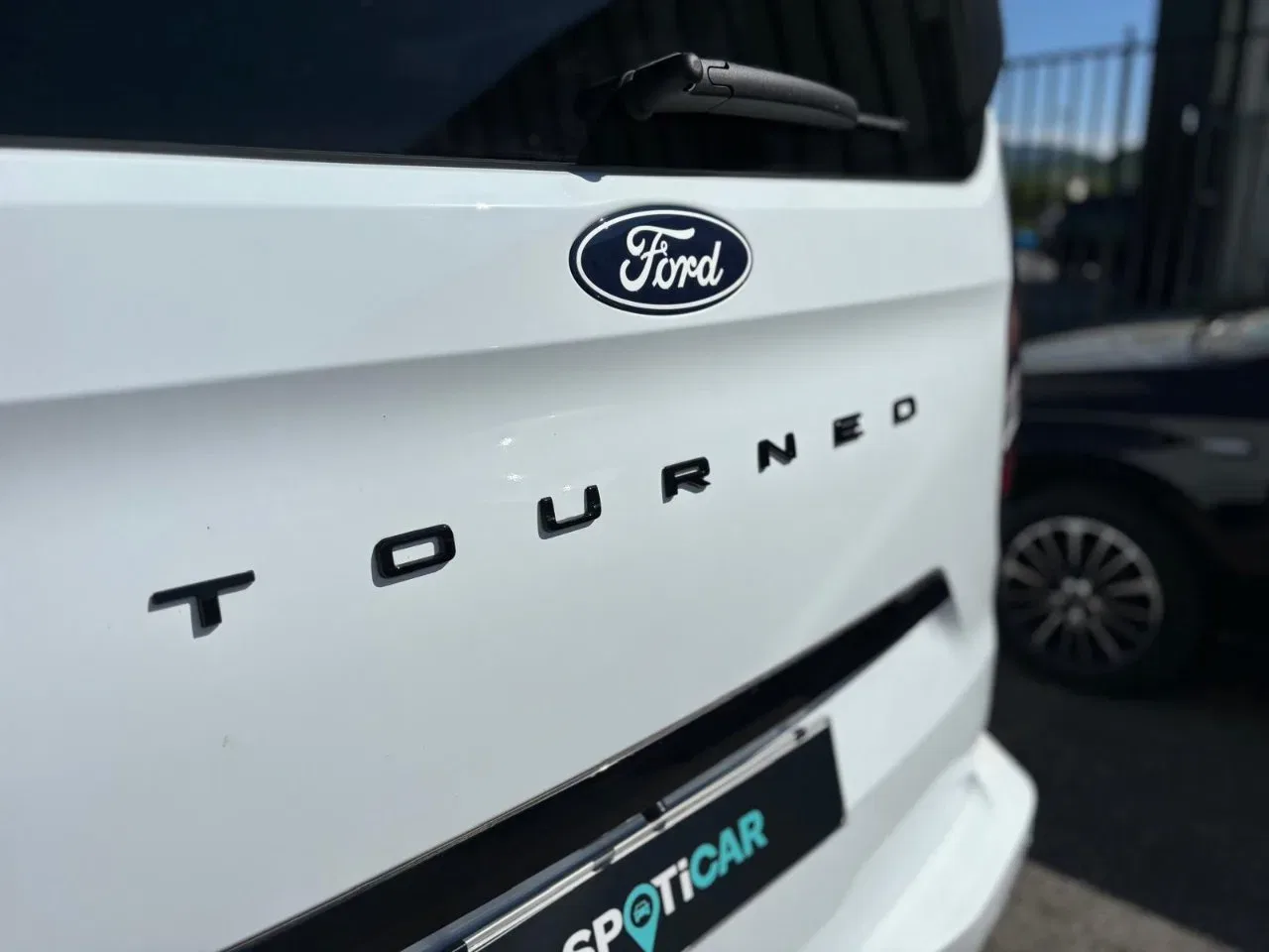 Ford Tourneo Custom *PROMO* 320 2.0 EcoBlue 136CV PL Titanium foto 34