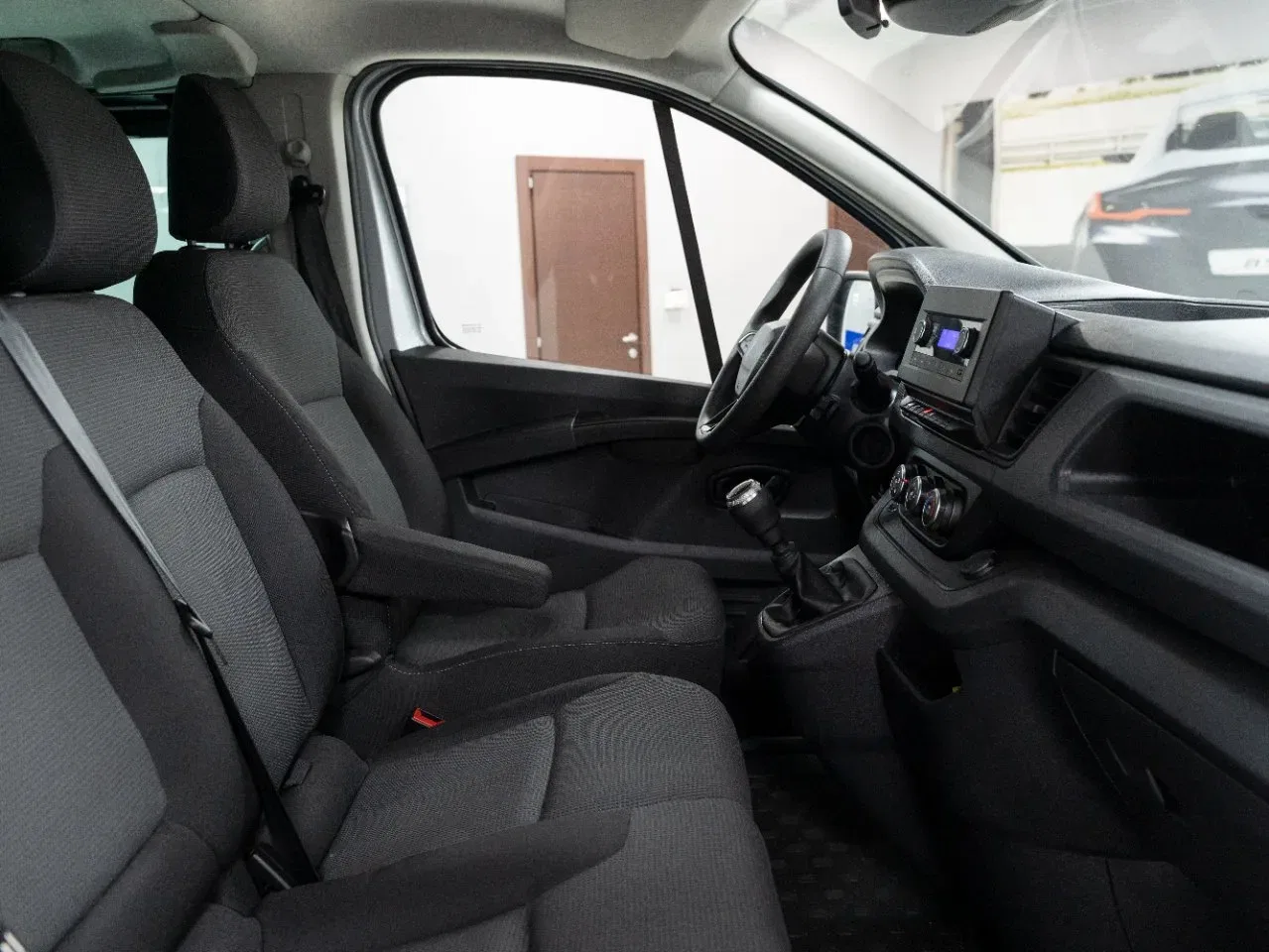RENAULT Trafic Passenger 2.0 Blue DCI 150CV L2 Authentic foto 14